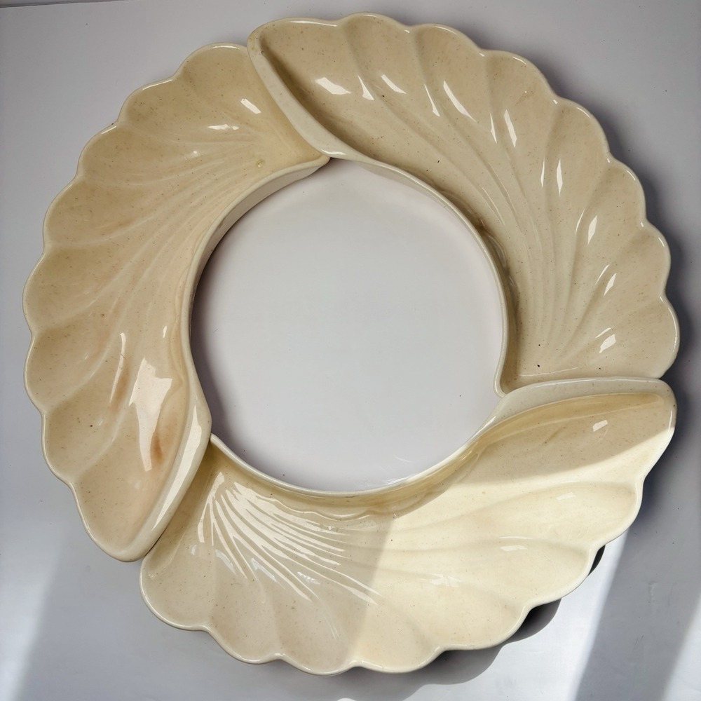 1960s Lane & Co, Van Nuys California Snack Tray Lazy Susan Turntable Cream‎